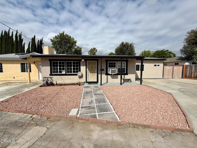 8735 E Fairview Avenue - Photo 1