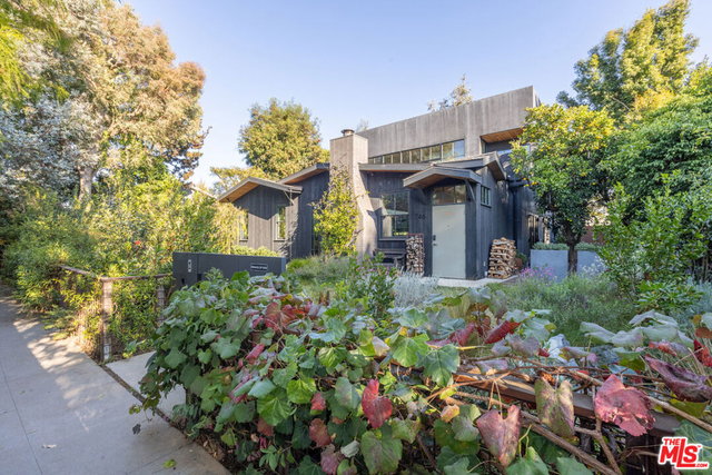 746 Marco Place - Photo 1