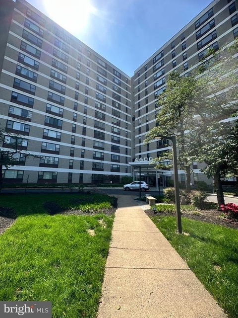 4600 Duke Street - Photo 1
