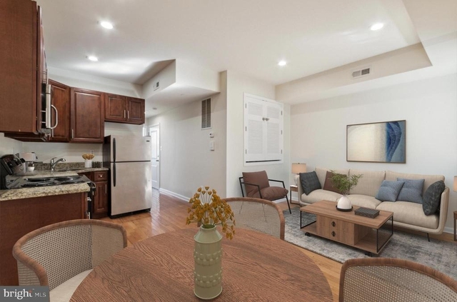 1516 W Diamond Street - Photo 1