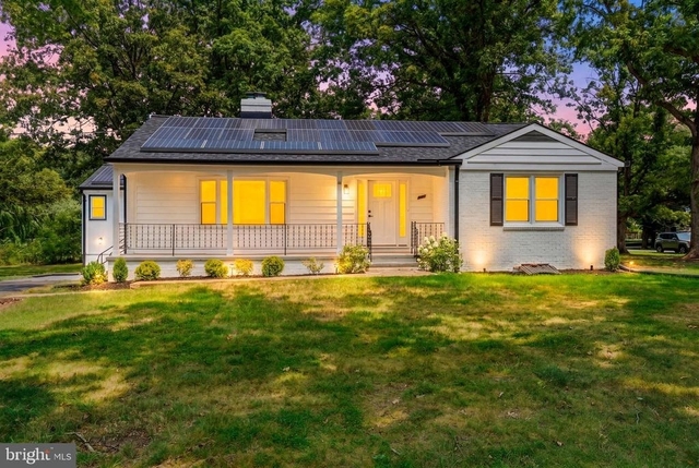 2608 Holly Drive - Photo 1