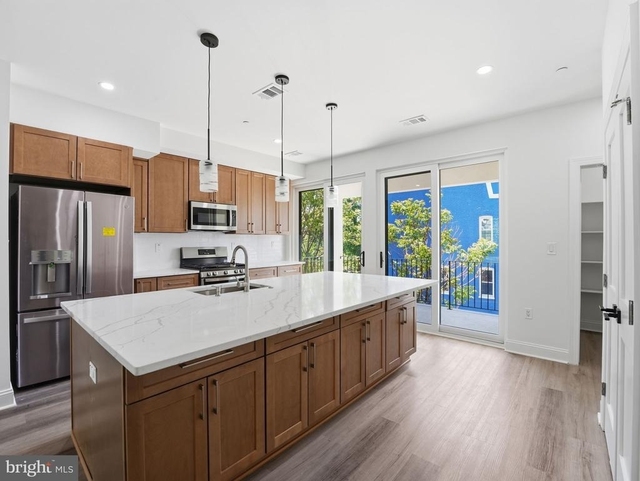 2404 North Capitol Street Nw - Photo 1
