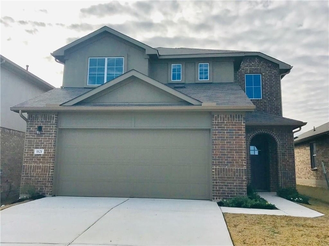 1121 Fairhaven Gtwy - Photo 1