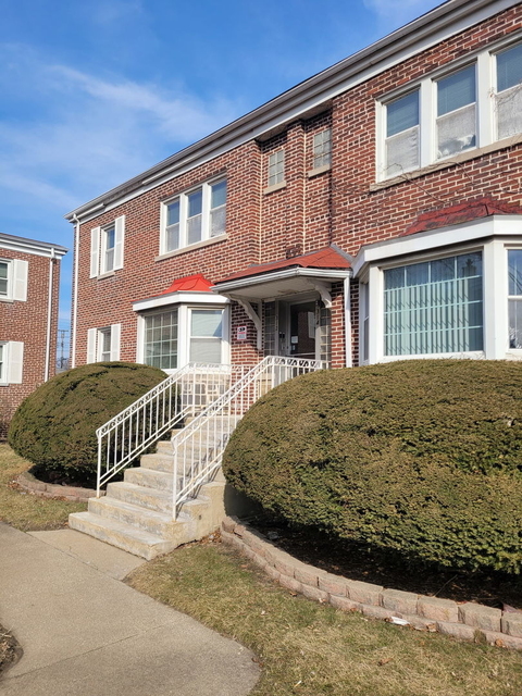 312 E 83rd Street - Photo 1