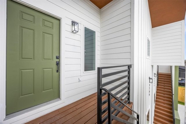 9709 Pelsey Street - Photo 1