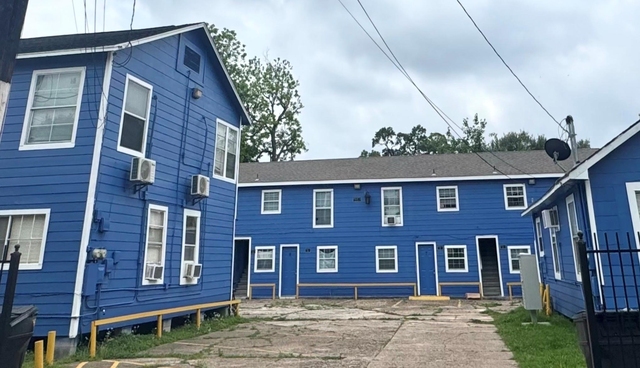 7018 1/2 Avenue F - Photo 1