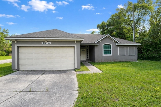 9104 N Green River Drive - Photo 1