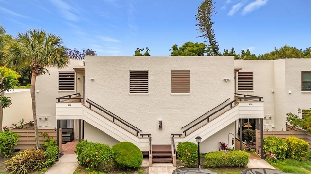 434 Palm Tree Drive - Photo 1