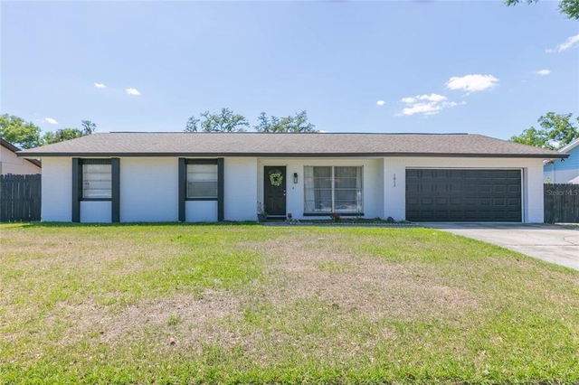 1612 Berkshire Drive - Photo 1