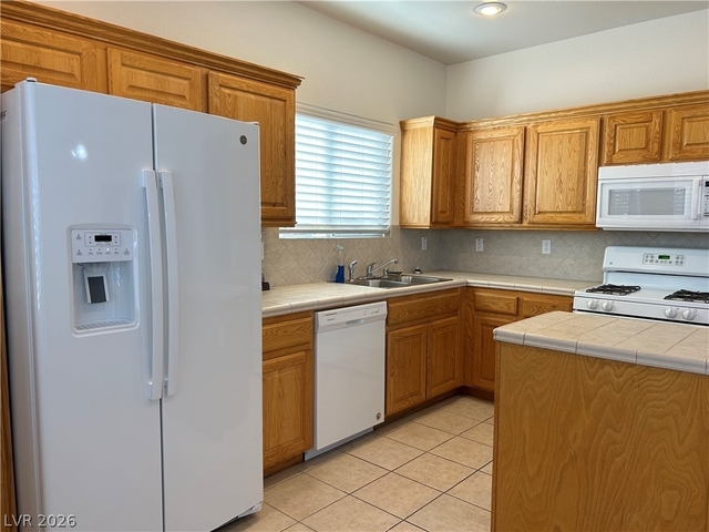 4020 Clove Hitch Street - Photo 1