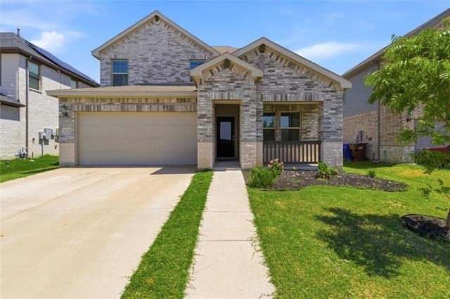 1212 Blue Ridge Place - Photo 1