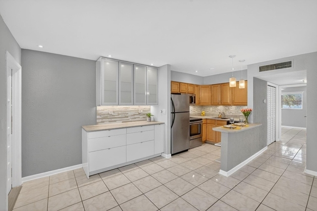 4051 Ne 13th Avenue - Photo 1