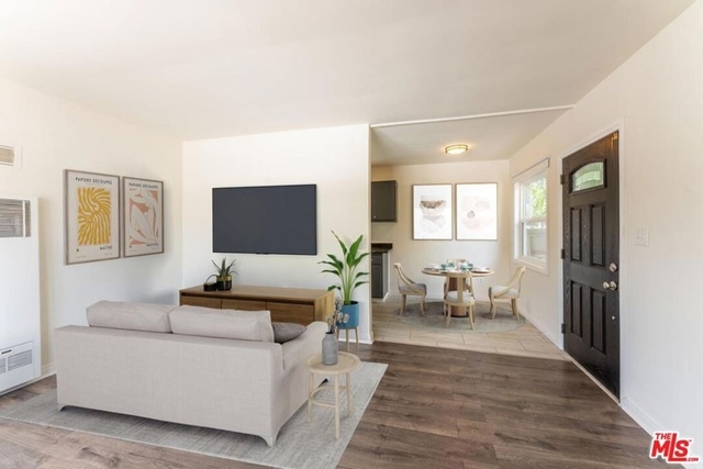 10708 1/2 Moorpark Street - Photo 1