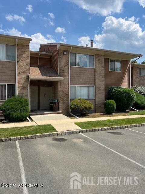 405 Cynthia Court - Photo 1