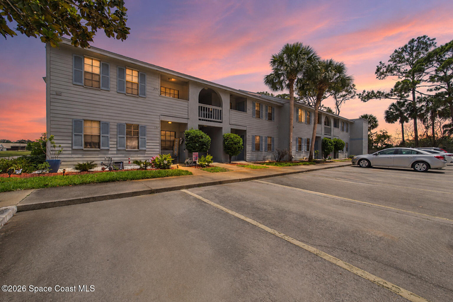 1735 Harrison Street - Photo 1