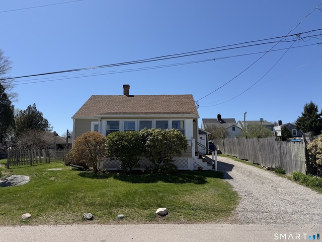 40 Ashworth Avenue - Photo 1