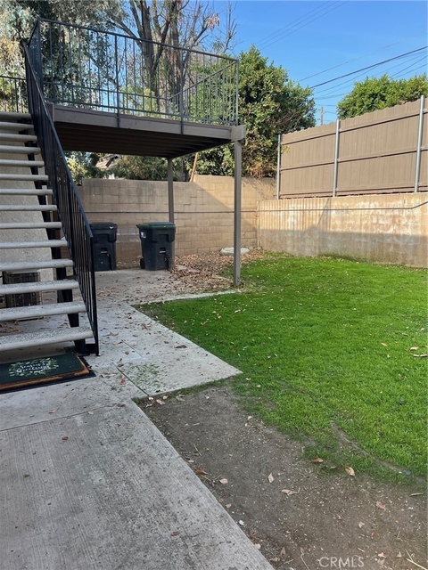235 W 4th Street - Photo 1