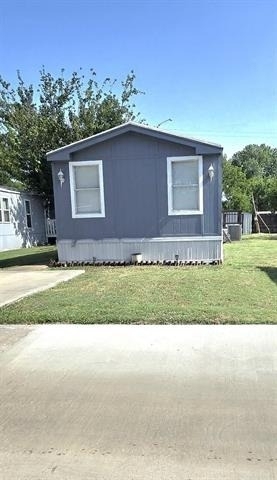 4253 Sun Drive - Photo 1