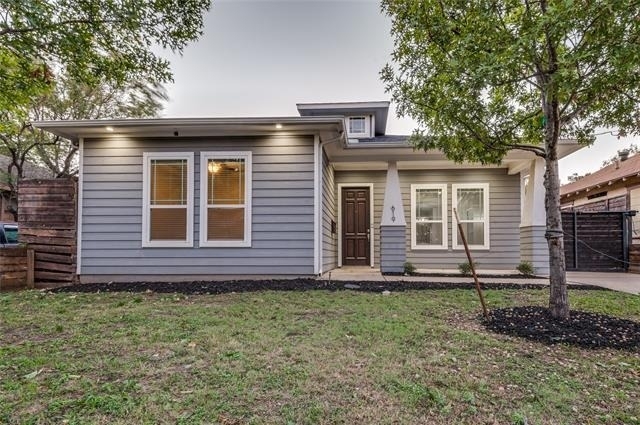 619 Buckalew Street - Photo 1
