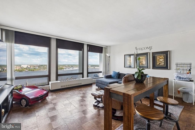 220 Locust Street - Photo 1