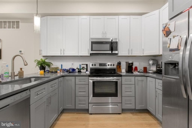 1702 Point Breeze Avenue - Photo 1