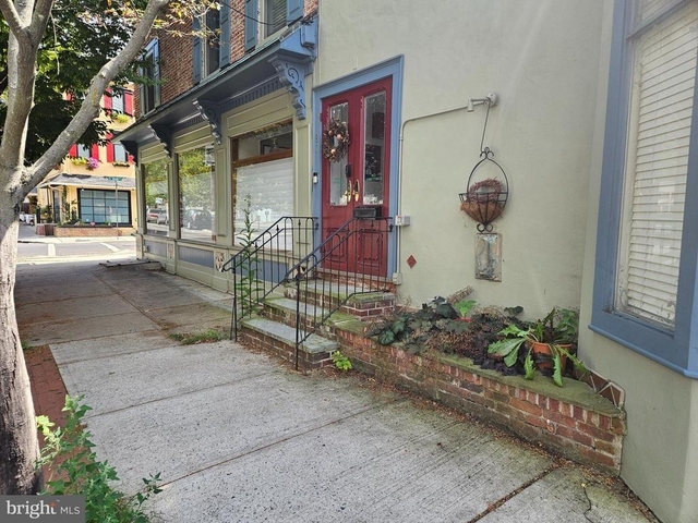 67 Ferry Street - Photo 1