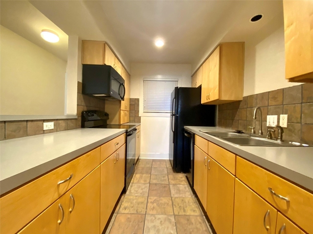 3815 Guadalupe St - Photo 1