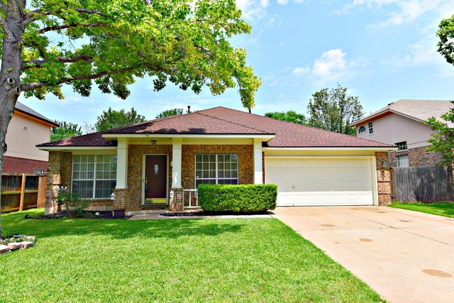 3924 Newland Dr - Photo 1