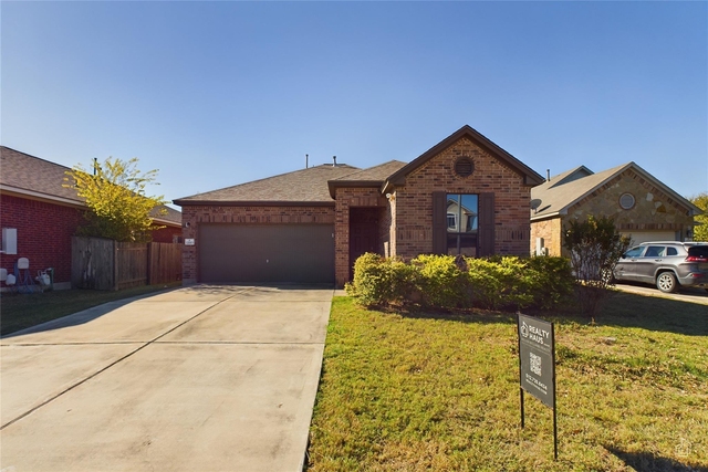 12013 Oaklynn Ct - Photo 1