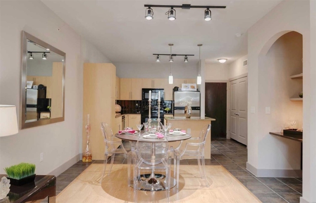 3660 Richmond St Avenue - Photo 1