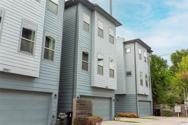 2903 Blodgett Street - Photo 1