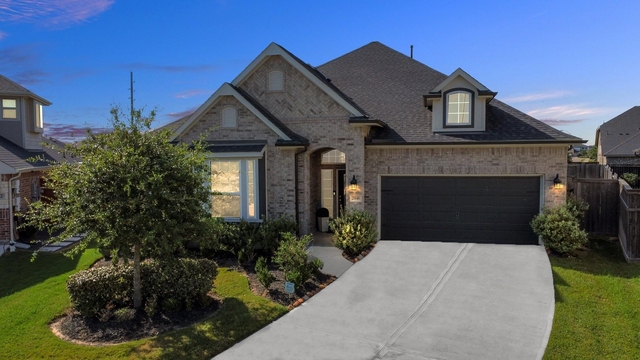 28646 Monarch Cliffs Drive - Photo 1