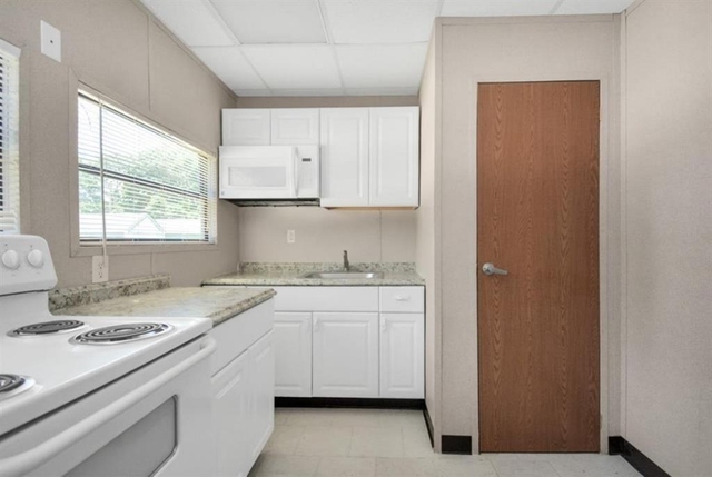 24467 Linda Lane - Photo 1