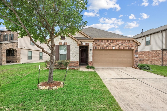 6530 Bayliss Valley Lane - Photo 1