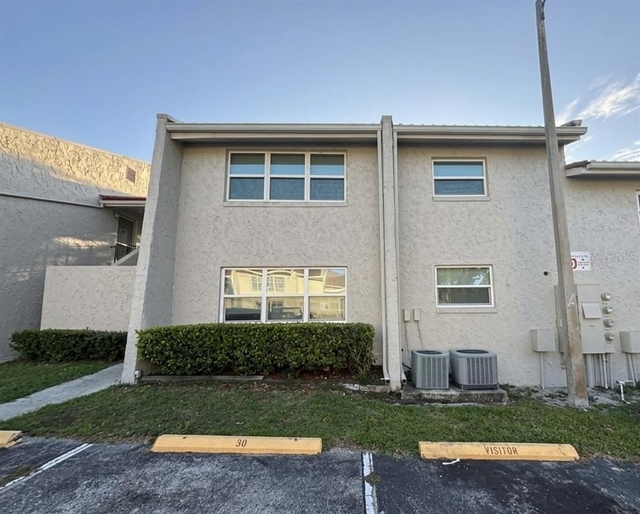 1103 Cypress Gardens Boulevard - Photo 1