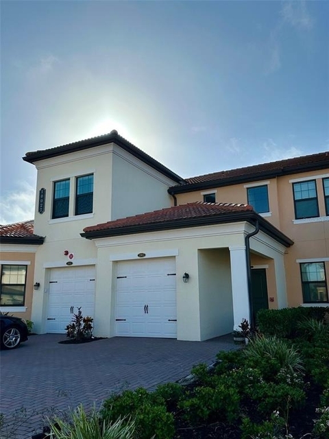 10027 Crooked Creek Drive - Photo 1