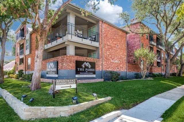4501 Druid Lane - Photo 1