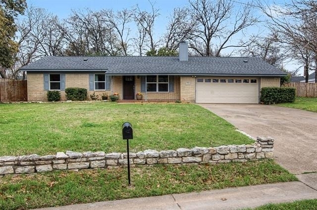 405 Torrey Street - Photo 1