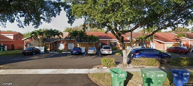 2427 Nw 55th Terrace - Photo 1