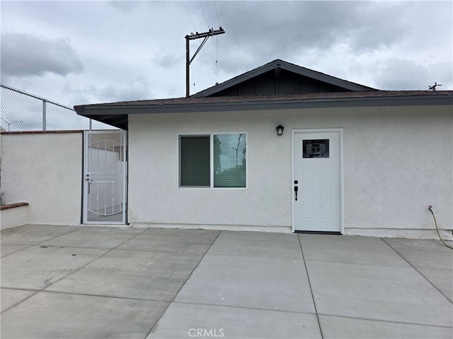 9531 Mallard Ave - Photo 1