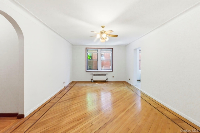 1 Broad Parkway - Photo 1