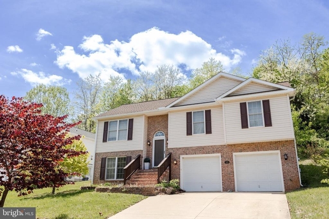103 Mummert Circle - Photo 1