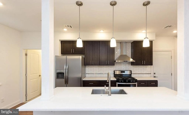 4215 Manayunk Avenue - Photo 1