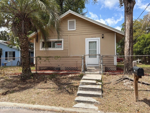 7210 Elwood Avenue - Photo 1