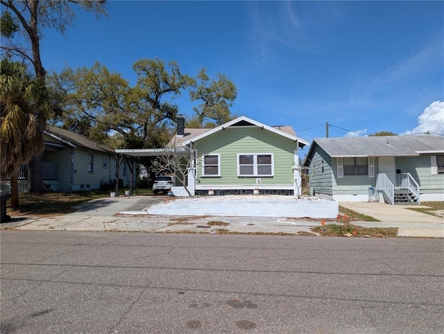 771 14th Avenue S - Photo 1