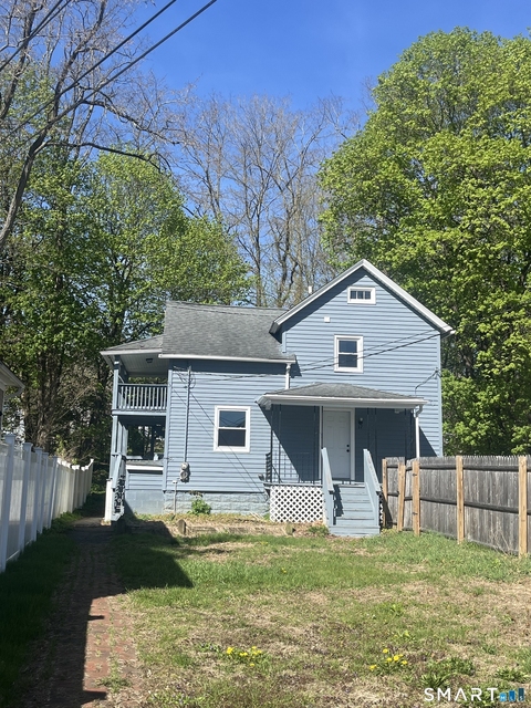 17 Woodbine Street - Photo 1