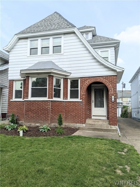 79 Commonwealth Avenue - Photo 1