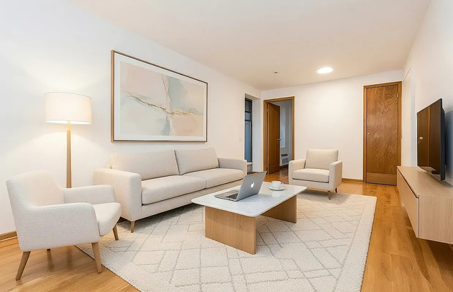 1425 York Avenue - Photo 1