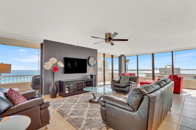 5510 N Ocean Drive - Photo 1