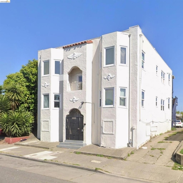 2684 73rd Avenue - Photo 1